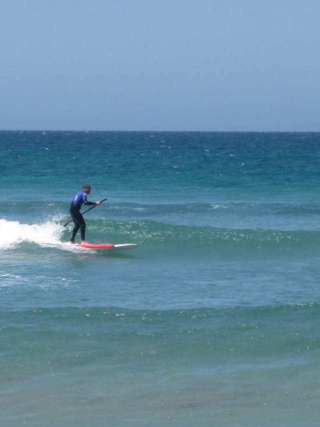Paddle surf.jpg